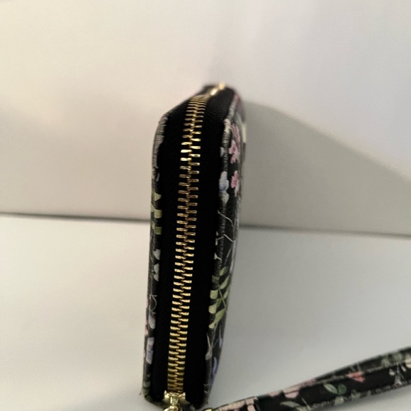 Betsey Johnson Watercolor Black Floral Large Clutch Zip-Around Wallet - Picture 3 of 9